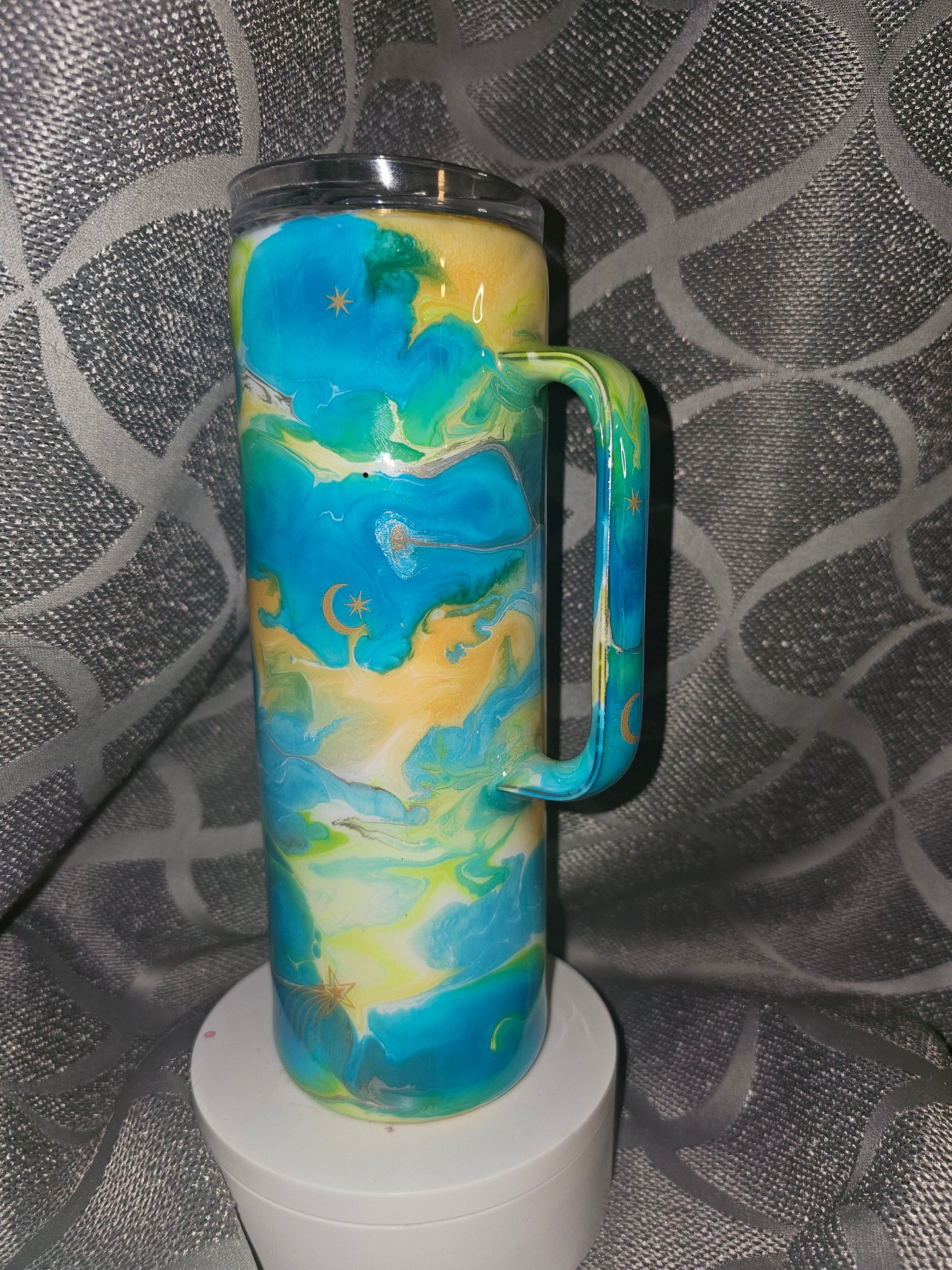 Aquarius Pre-made cup